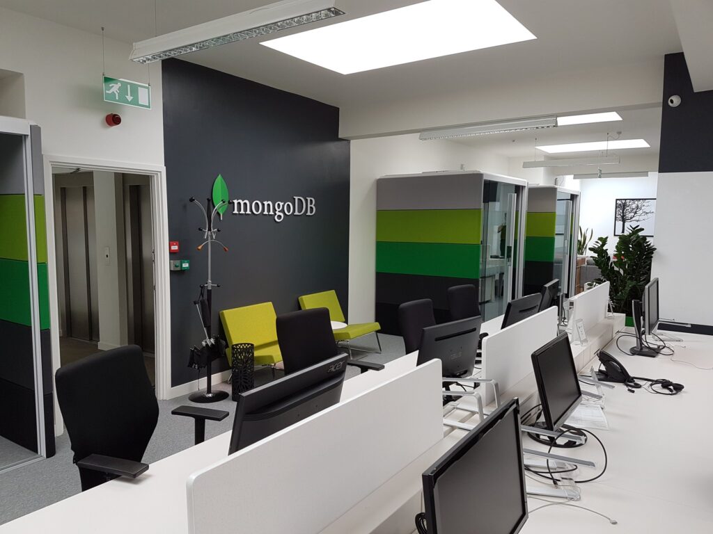 Join 7-Eleven : Exciting Opportunities as an Finance Associate– Apply Today!